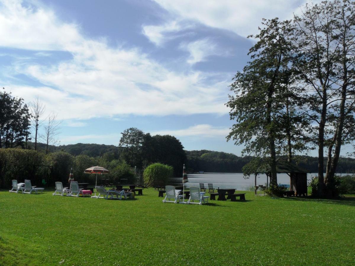 Ferienwohnungen Direkt Am See Bei Den Kaiserbaedern Heringsdorf  Extérieur photo